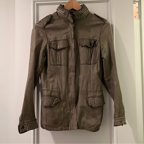 Sisii Military Style Leather Jacket in Army Green - Picture 4 of 15